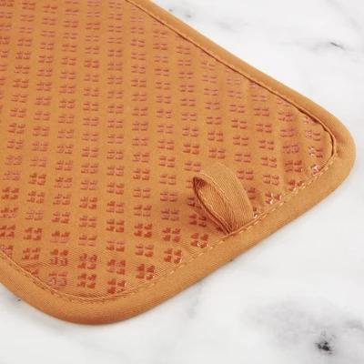 KitchenAid Asteroid Rectangle Pot Holder 2-Pack Set, Honey, 7"x10" 3 KitchenAid Asteroid Rectangle Pot Holder 2-Pack Set, Honey, 7"x10" - Image 2