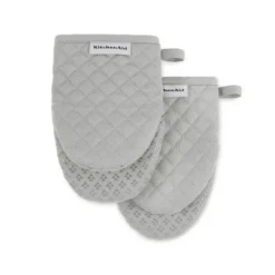 KITCHENAID Asteroid Mini Oven Mitt 2-Pack Set 21 KITCHENAID Asteroid Mini Oven Mitt 2-Pack Set -KitchenAid Shop GUEST 0e9ab80b ae78 4afc 91c6 04321b38380e