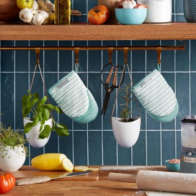 KitchenAid 2pk 5.5''x8" Albany Mini Oven Mitt Mineral Water: Cotton & Polyester, Machine Washable, Striped, Blue 5 KitchenAid 2pk 5.5''x8" Albany Mini Oven Mitt Mineral Water: Cotton & Polyester, Machine Washable, Striped, Blue - Image 3