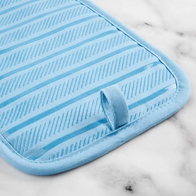 KitchenAid Albany Pot Holder 2-Pack Set, Blue Velvet, 7"x10" 5 KitchenAid Albany Pot Holder 2-Pack Set, Blue Velvet, 7"x10" - Image 3