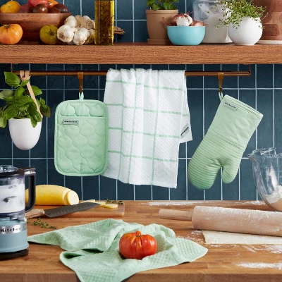 KITCHENAID Quilted Cotton Terry Cloth Oven Mitt, Pot Holder, Kitchen Towel 4-Pack Set, Silicone Grip, Pistachio, 16"x26", 7"x13" & 7"x10" 4 KITCHENAID Quilted Cotton Terry Cloth Oven Mitt, Pot Holder, Kitchen Towel 4-Pack Set, Silicone Grip, Pistachio, 16"x26", 7"x13" & 7"x10" - Image 2