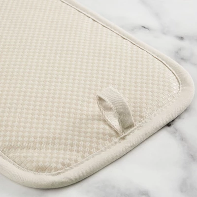 KitchenAid Gingham Pot Holder 2-Pack Set, Milkshake Tan, 7"x10" 4 KitchenAid Gingham Pot Holder 2-Pack Set, Milkshake Tan, 7"x10" - Image 2